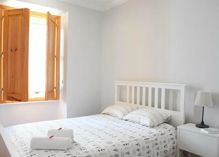 Bombarda Charming Central Apartment